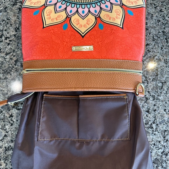✨Like New✨CHULATULUM  Mandala Orange - Ana CROSSBODY Orange ✨Best Seller✨ - Picture 8 of 11
